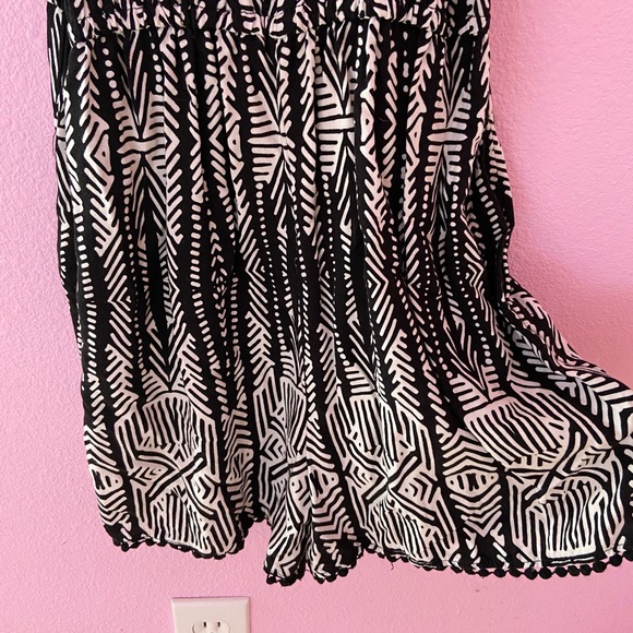 Romper - Picture 2 of 5